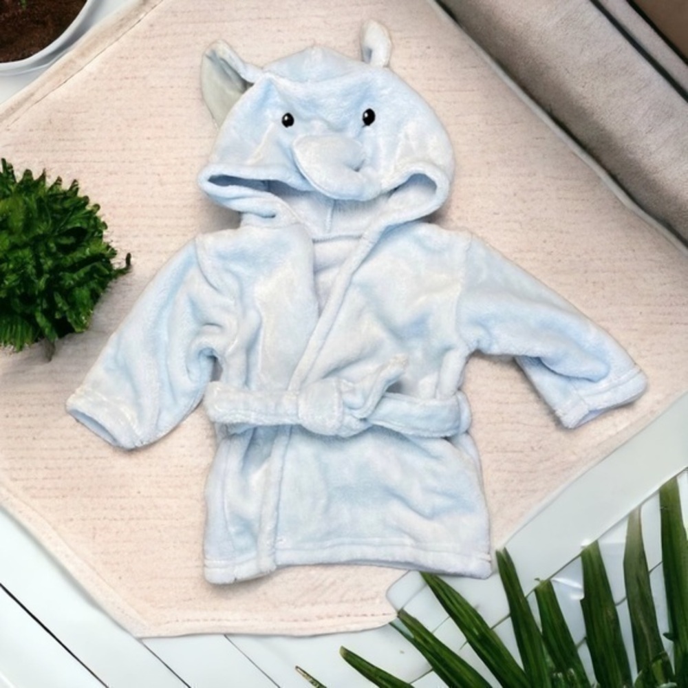 Hudson Baby NWOT Snuggle Time Blue Elephant Robe Size 0-9 Months